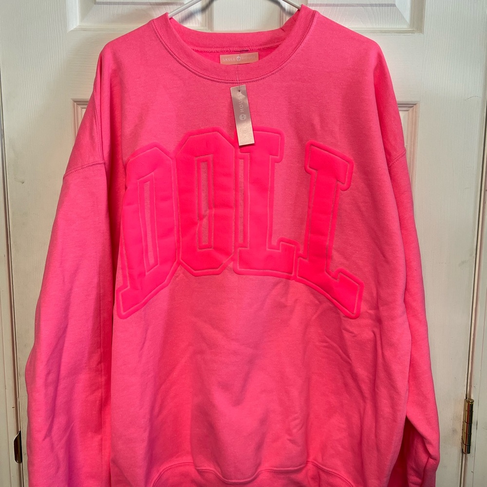 NWT SKULLHOUSE limited edition DOLL sweatshirt!